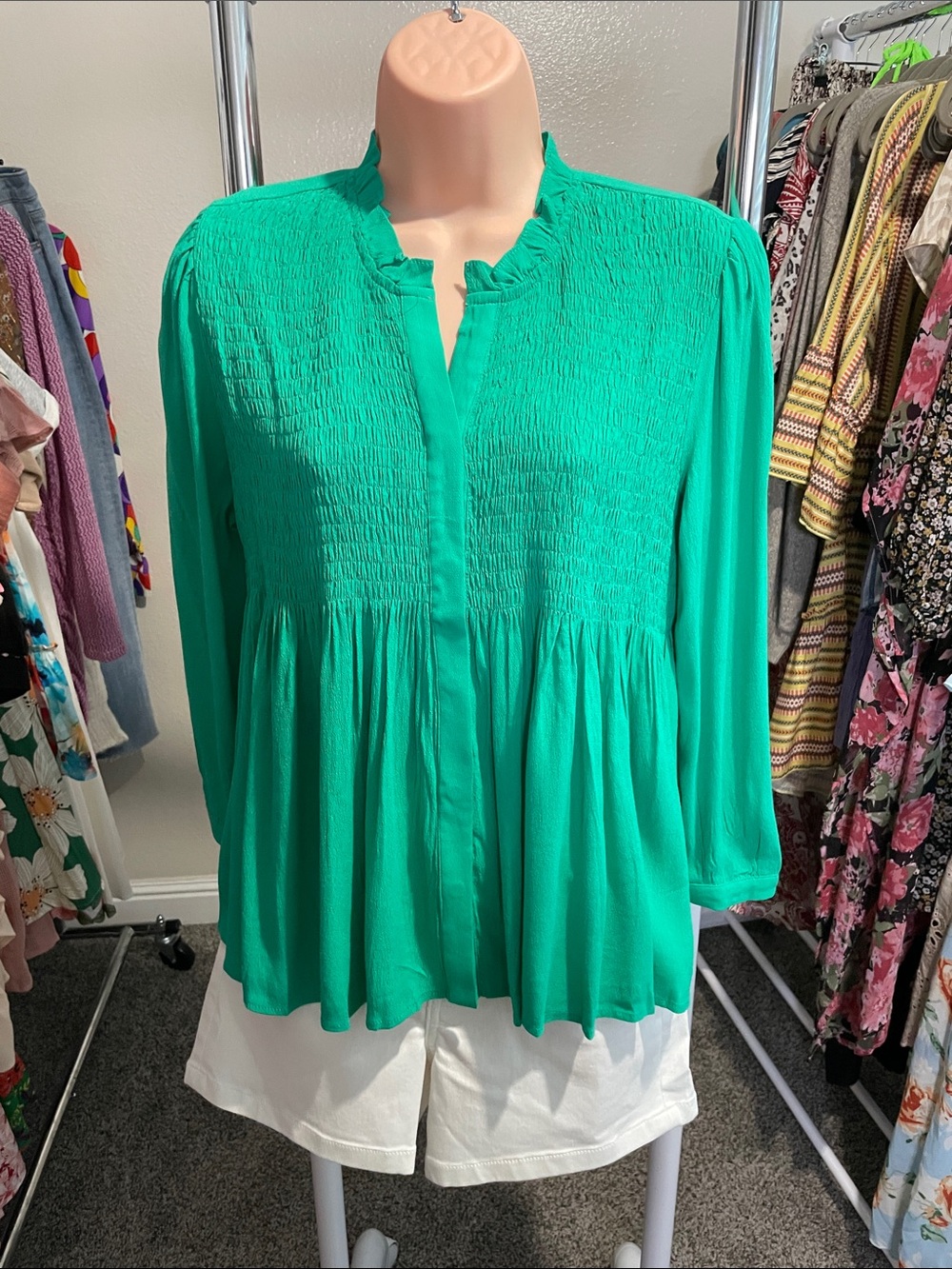 eesome Bright Emerald Green Smocked Peasant Blouse
